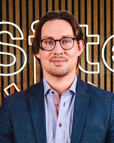 Conor Demontli, Account Manager